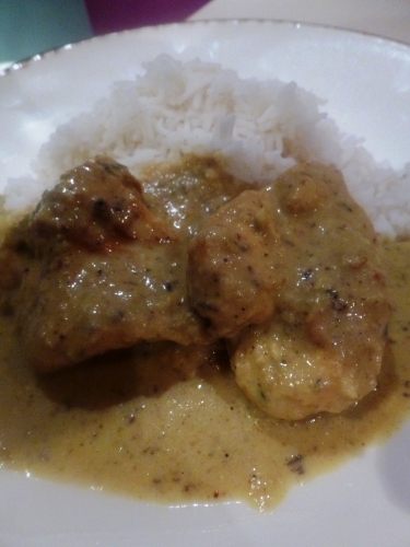 poulet,curry,golden,raisins secs,lait de coco,banane,noix de coco