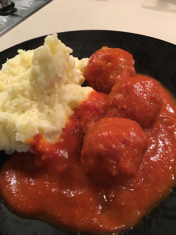 247967328_1977290842424035_3486288349861560371_n