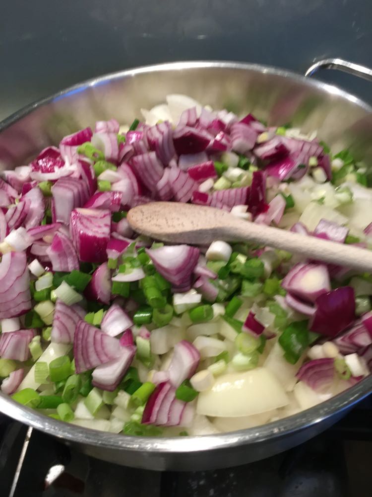 258354360_187730556900747_2533660404755599439_n