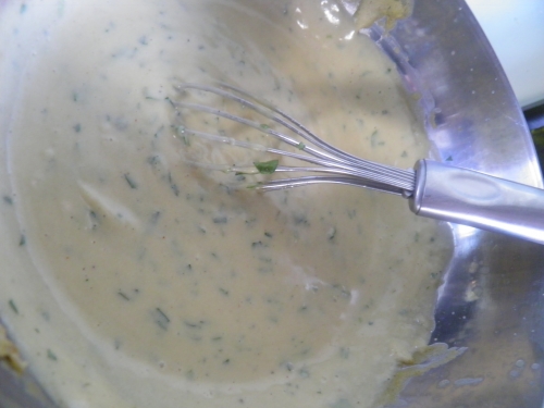 vinaigre de vin,echalottes,oeufs,beurre,estragon,cerfeuil,vin blanc