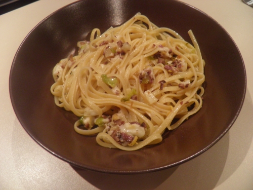 linguine,citrons,olives noires,brebis,ossau iraty,piment d'espelette
