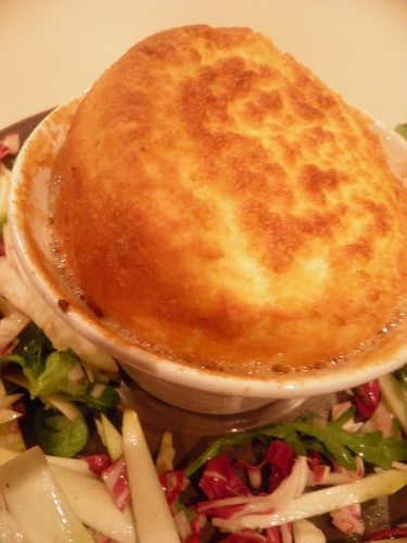 chapelure,oeufs,muscade,mimolette,comté,cumin,endives carmines,mâche,roquette,granny smith,vinaigre balsamique blanc