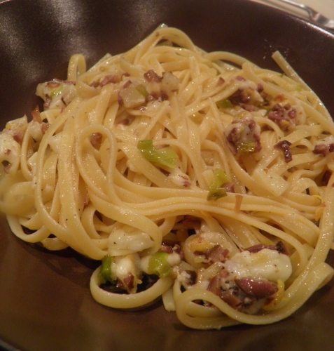 linguine,citrons,olives noires,brebis,ossau iraty,piment d'espelette