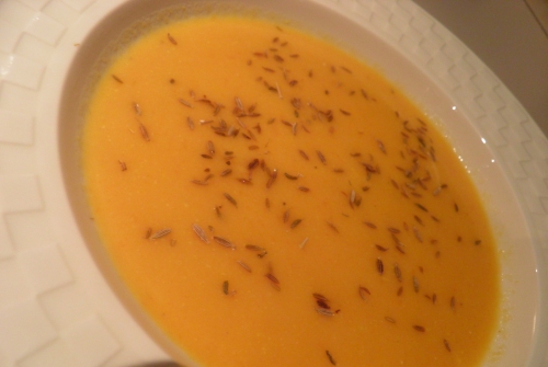 Carottes, Bouillon de Volaille, Cumin, Crème Epaisse