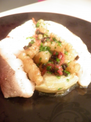 skrei,skrei de norvège,crosnes,crosnes du japon,artichauts,tomates confites,coriandre,persil plat,truffe,melanosporum,jus de truffe,lard,vin blanc,bouillon de volaille