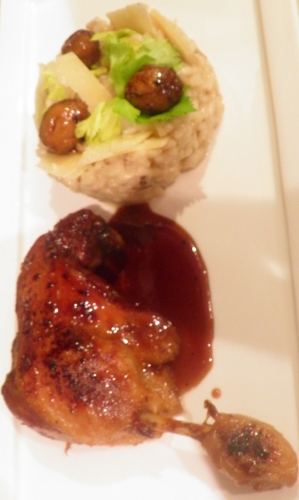 cuisses de canard confites,canard,sirop de mandarines,mandarines,vinaigre balsamique,orange,riz à risotto,carnarolli,châtaignes,céleri,fromage de chèvre,sucre de canne,vin blanc,bouillon de volaille,parmesan