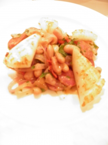 calamars,paprika,chorizo,oignon rouge,haricota borlotti,borlotti,vin blanc sec,persil plat,citron,zeste de citron