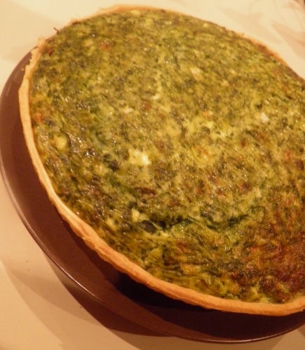 epinards,pourpier,orties,blettes,jeunes oignons,ciboulette,cresson,oseille,brebis,chèvre,stilton,muscade,coriandre,pâte brisée,oeufs,laitue,persil plat,larry