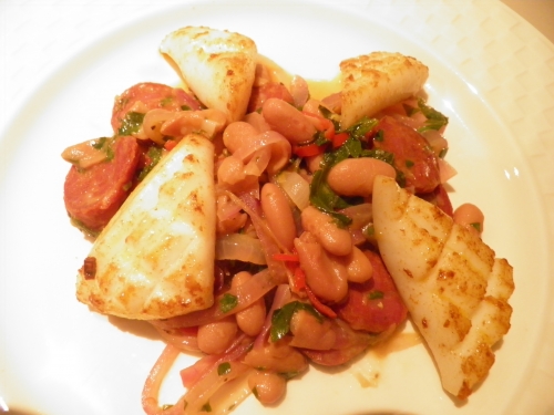 calamars,paprika,chorizo,oignon rouge,haricota borlotti,borlotti,vin blanc sec,persil plat,citron,zeste de citron