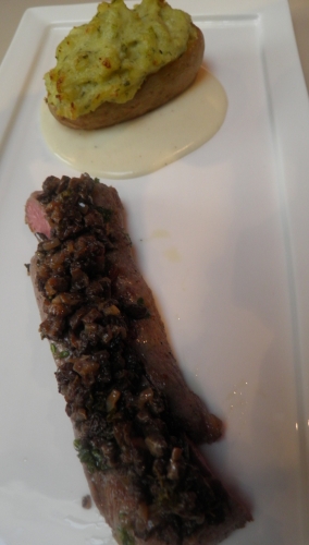 agneau,filet d'agneau,oseille,crème epaisse,morilles,vinaigre de xères,shery dry,cognac,fontina,bouillon de légumes
