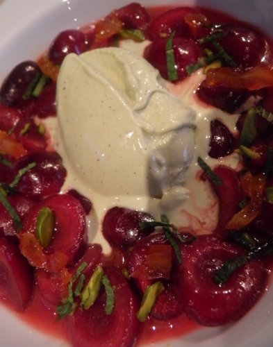 cerises,kirsch,vin blanc demi-sec,zestes d'oranges,pistaches,menthe,pâte de pistaches