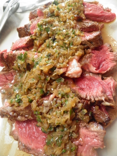 boeuf,côte à l'os,frites,queue de boeuf,moutarde violette de brives,echalotes,graisse d'oie,vinaigre à l'estragon