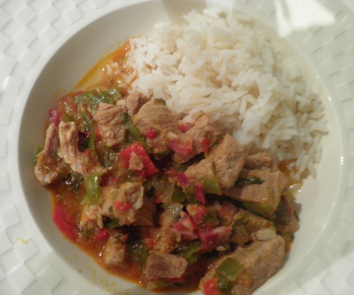 veau,epaule de veau,piment d'espelette,piquillos,piments verts doux des landes,graisse de canard,bouillon de veau,vin blanc,magret de canard sèché,jambond de bayonne,vinaigre de cidre