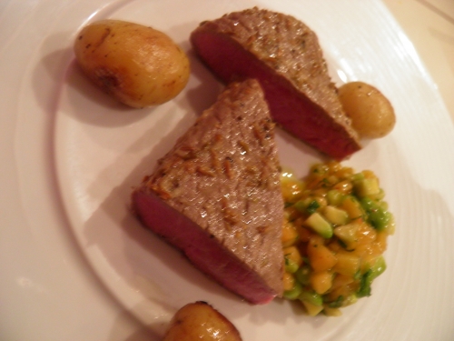 agneau,melon,avocat,piment,grenailles,cumin, piment d'espelette