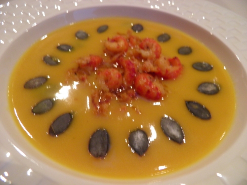 potimaron,butternut,muscade,safran,bouillon de volaille,ecrevisses,epices santa maria 'seafood and fish',ail,oignon,graines de courge