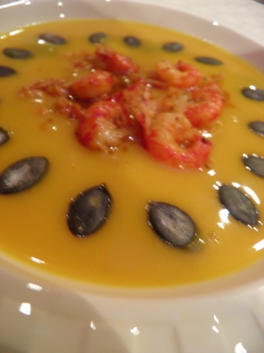 potimaron,butternut,muscade,safran,bouillon de volaille,ecrevisses,epices santa maria 'seafood and fish',ail,oignon,graines de courge