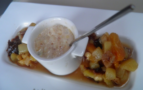 Pommes, Poires, Amandes, Noix, Noisettes, Noix de Pécan, Miel, Anis Etoilé, Vanille, Cannelle, Poivre, Abricots, Puneaux, Thé Camomille