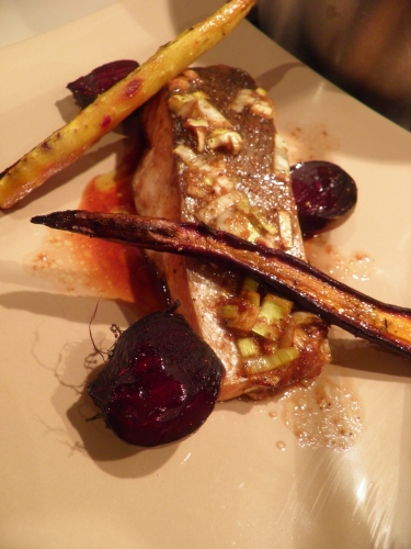 saumon,sauce teriyaki,ail,poireau,gingembre,betteraves,mini betteraves,carottes,piment d'espelette