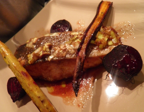 saumon,sauce teriyaki,ail,poireau,gingembre,betteraves,mini betteraves,carottes,piment d'espelette