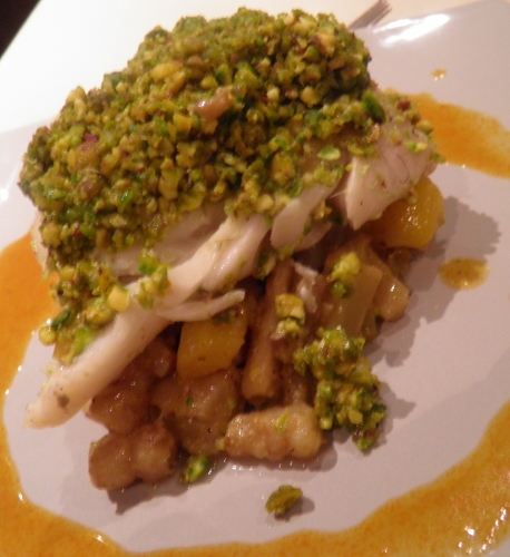 Cabillaud, Pistaches, Huile de pépins de raisin, Sel Maldon, Citrons Confits, Marrons, Crosnes, Salsifis, Carottes Jaunes, Butternut, Vin Blanc, Fumet de Poisson, Vinaigre de Xères