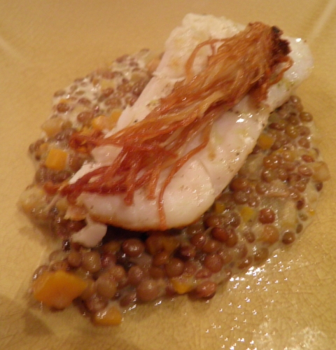 lentilles,lentilles di castelluccio di norcia,potiron,vinaigre d'estragon,citron vert,pomme de terre,bouillon de légumes,gingembre,sandre,enoki