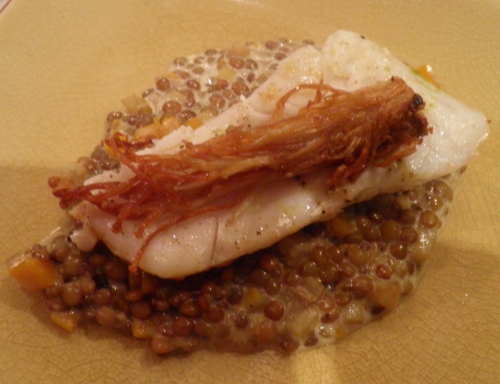 lentilles,lentilles di castelluccio di norcia,potiron,vinaigre d'estragon,citron vert,pomme de terre,bouillon de légumes,gingembre,sandre,enoki