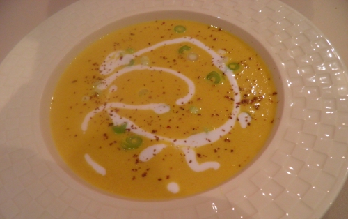 Carottes, Poireau, Oignon, Ail, Bouillon de Légumes, Bouillon de Volaille, Cumin, Piment d'Espelette, Crème de Coco, Jeunes Oignons, Mascarpone, Crème Epaisse
