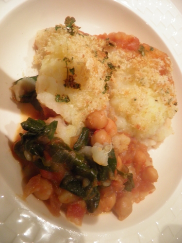 pommes de terre,tomates,poischiches,coriandre,epinards,cumin,ras-el-hanout,gingembre,bouillon de légumes,oignon rouge,piment rouge,parmesan,chapelure