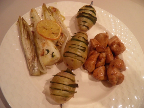 poulet,poivre de sichaun,panais,chicons,miel,sirop d'erable,laurier,thym,grenailles,pommes de terre,crème epaisse,vinaigre balsamique