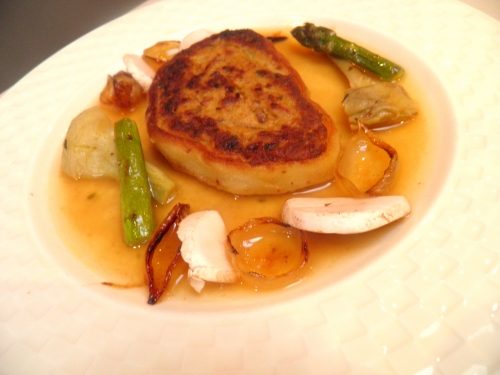 viande de pot-au-feu,carottes,navets,poireau,oignon,farine,bouillon de boeuf,oeufs,semola,miso,ail,pinot blanc,moutarde,oignons,asperges vertes,artichauts,lard,beurre salé,coriandre