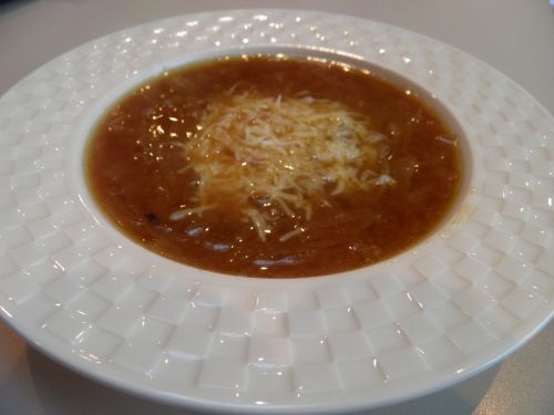 Oignons, Miso, Bouillon de pot-au-feu, Piment d'Espelette