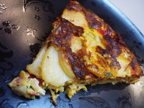 oeufs,chorizo,oignons,ail,pimientos del piquillo,piment d'espelette,persil