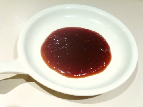 tomates,poivron rouge,sauce soja,vinaigre de cidre,granny smith,vinaigre balsamique,moutarde de dijon,bouillon de boeuf,sucre de canne,sucre semoule,gingembre,sirop de liège,sirop d'agave,miel,worcestershire,piment d'espelette,piment doux fumé,oignon rouge,concentré de tomates