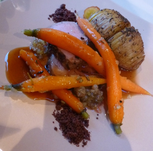 pommes de terre,herbes de provence,carottes,graines de fenouil,miel,oignon,cacao,café,porc,filet de porc,vinaigre balsamique,jus d'orange,moutarde,piment d'espelette
