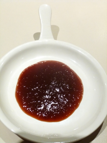 tomates,poivron rouge,sauce soja,vinaigre de cidre,granny smith,vinaigre balsamique,moutarde de dijon,bouillon de boeuf,sucre de canne,sucre semoule,gingembre,sirop de liège,sirop d'agave,miel,worcestershire,piment d'espelette,piment doux fumé,oignon rouge,concentré de tomates