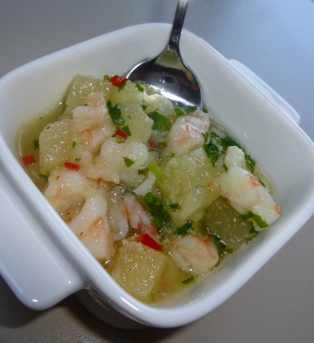 crevettes roses,ananas,citron vert,huile de tournesol,gingembre,coriandre,piment,rhum,piment d'espelette