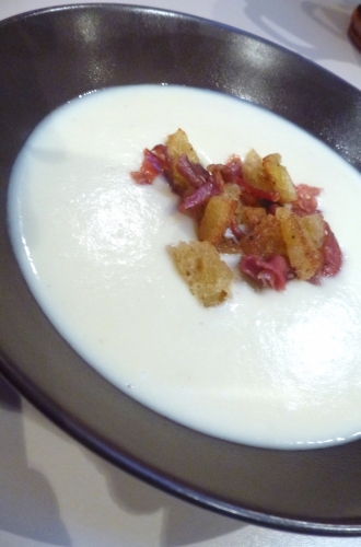 poireaux,pommes de terre,oignons,jambon de bayonne,mascarpone,gorgonzola,bouillon de volaille