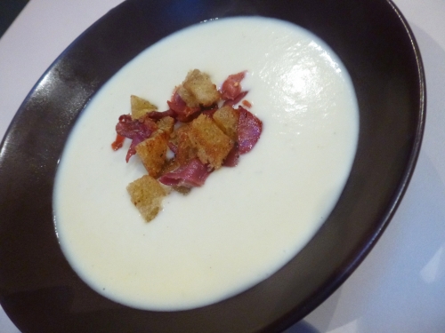 poireaux,pommes de terre,oignons,jambon de bayonne,mascarpone,gorgonzola,bouillon de volaille