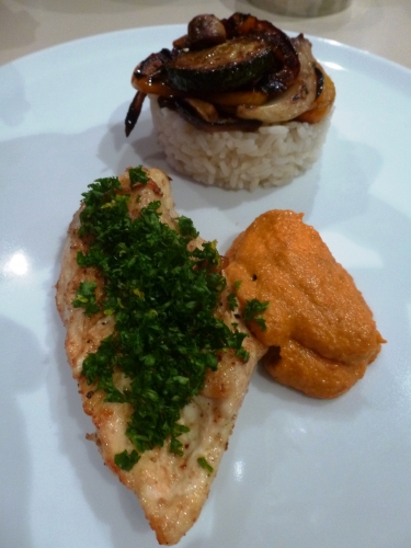 safran,amandes,noisettes,huile d'olive,ail,poivrons,pain,vinaigre de vin,vinaigre balsamique,concentré de tomates,piment d'espelette,piment fûmé,thym,romarin,persil,citron,courgette,fenouil,oignon rouge,champignons