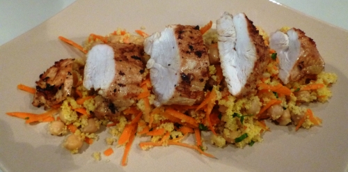 lait battu,semoule,harissa,ail,coriandre,cumin,poischiches,carottes,bouillon de volaille