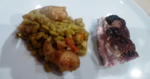 selle d'agneau,flageolets,oignons roses de roscoff,ail,romarin,thym,fond brun,chèvre,larry,chèvre larry,piment d'espelette,zaätar,rattes