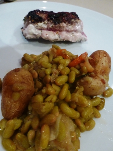 selle d'agneau,flageolets,oignons roses de roscoff,ail,romarin,thym,fond brun,chèvre,larry,chèvre larry,piment d'espelette,zaätar,rattes