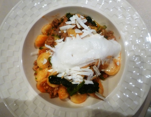 orecchiette,tomates,corbari,san marzano,saucisse italienne,fenouil,ail,piments,rape,cime di rape,parmesan,cacioricotta