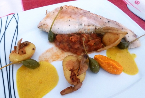 plie,câprons,fenouil,grenailles,tomates,beurre clarifié,vinaigre balsamique,rouille,purée de tomates,safran,vin blanc,fumet de poisson,anchois,crème