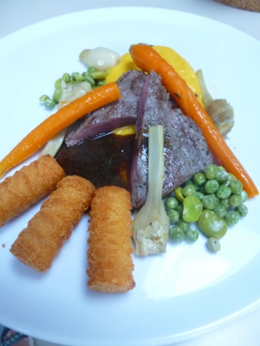 butternut,carottes,crème epaisse,bouillon de volaille,parmesan,artichauts,jeunes oignons,petits pois,fèves des marais,os et parures d'agneau,poireau,céleri,echalotes,ail,romarin,lard,citron,vin blanc,vin rouge,coriandre,cumin,vadouvan,gomme xanthane