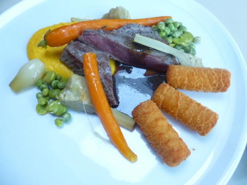 butternut,carottes,crème epaisse,bouillon de volaille,parmesan,artichauts,jeunes oignons,petits pois,fèves des marais,os et parures d'agneau,poireau,céleri,echalotes,ail,romarin,lard,citron,vin blanc,vin rouge,coriandre,cumin,vadouvan,gomme xanthane