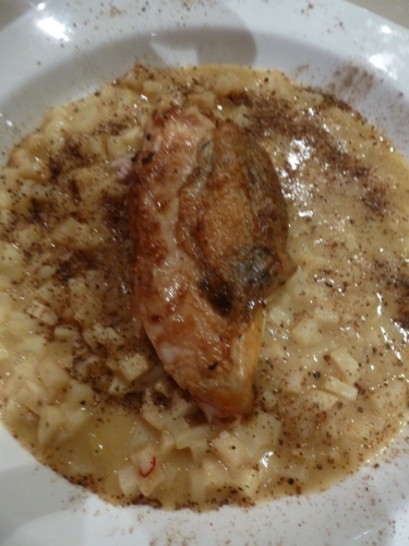 céleri-rave,arborio,carnaroli,vin blanc sec,safran,fleur de sel,beurre demi-sel,parmesan,citron,morilles sèchées,pintade,bouillon de volaille