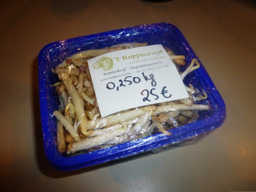 jets de houblon,citron,crème,muscade,oeufs,crevettes grises,cresson de fontaine,pommes de terre,bouillon de volaille,fumet de crustacé,truite saumonée fûmée,poireau,céleri blanc,oignon,crème épaisse,xanthane