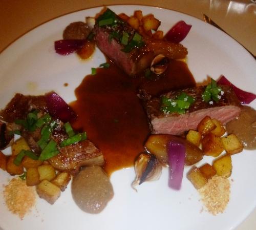 blonde d'aquitaine,ail des ours,fleur de sel,faux-filet,pomme de terre,piment d'espelette,oignon,oignon grelot,oignon rouge,vin rouge,baies roses,vinaigre,sucre,fond de volaille,fond de veau,ail noir,saké,sauce soja,mirin,echalote,vinaigre balsamique,crème,beurre demi-sel