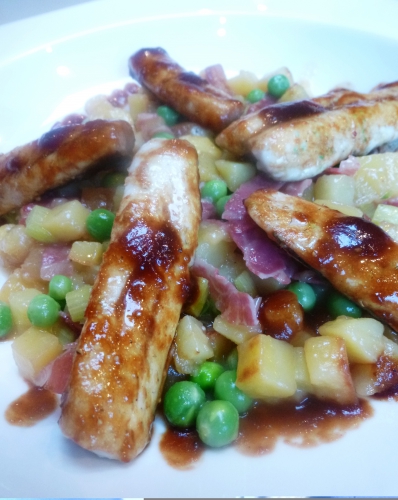 petits pois,rhubarbe,orphie,pomme de terre,oignon,jambon cru,vinaigre balsamique,cidre brut,ond de voalille,mirin,sauce soja,miel,piment,ail,thym,citronelle